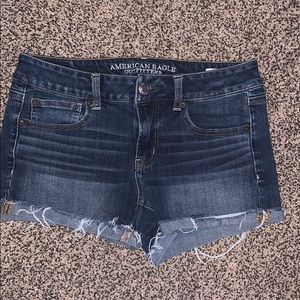 non ripped American eagle jean shorts size 6.